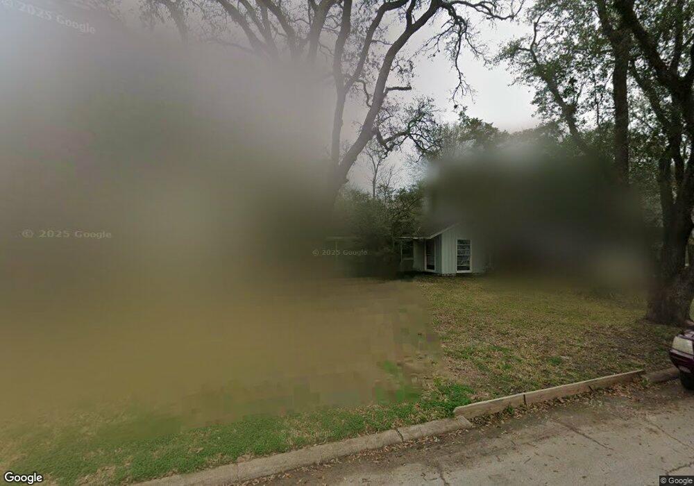 1034 Fisher St, Houston, TX 77018 - photo 1