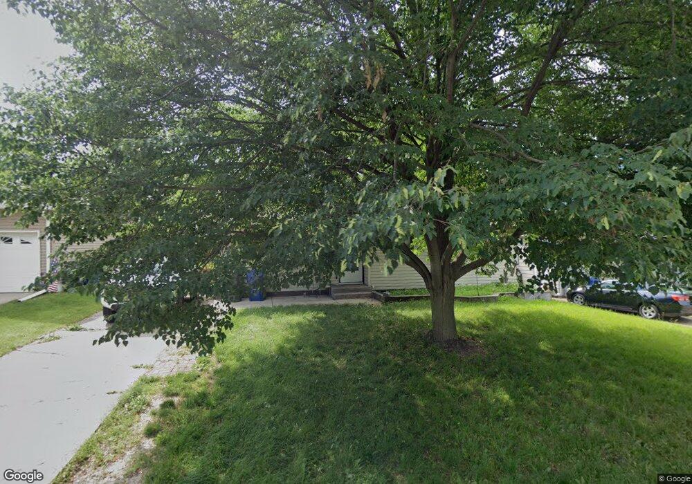 20 Parklane Cir, Bettendorf, IA 52722 - photo 1