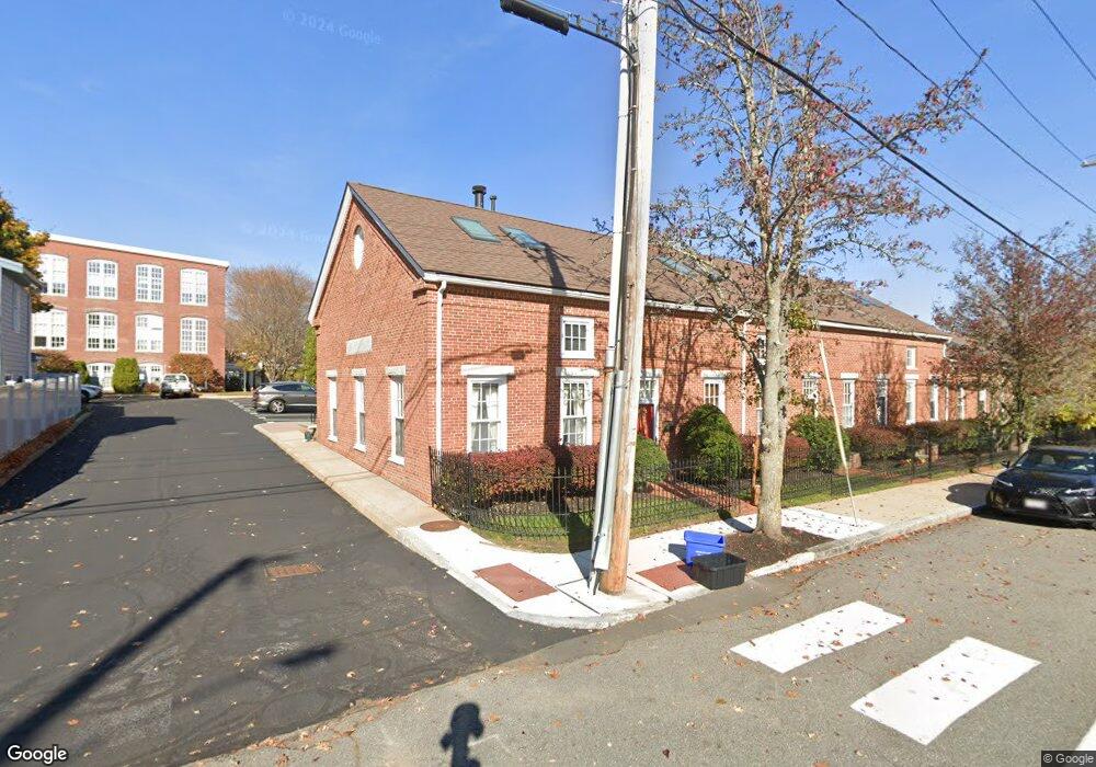 48 Kent St unit 6, Newburyport, MA 01950 - photo 1