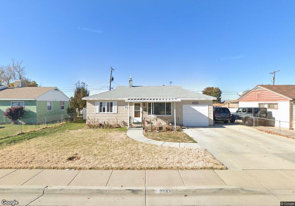2443 N 350 W, Clearfield, UT 84015 - photo 1