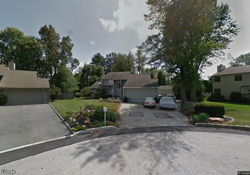 8 Paxon Cir, Broomall, PA 19008 - photo 1