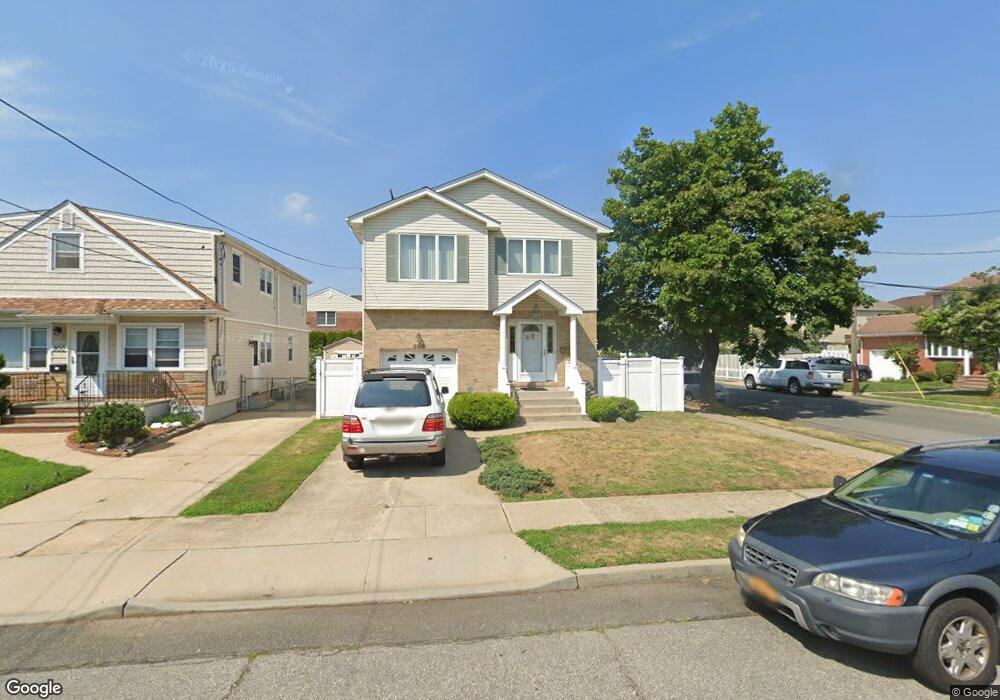 896 Third Ave, Franklin Square, NY 11010 - photo 1