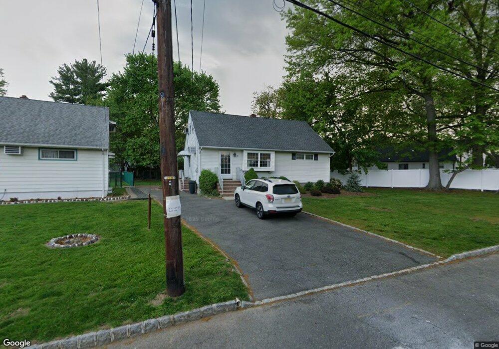 11 Lopez Rd, Cedar Grove, NJ 07009 - photo 1