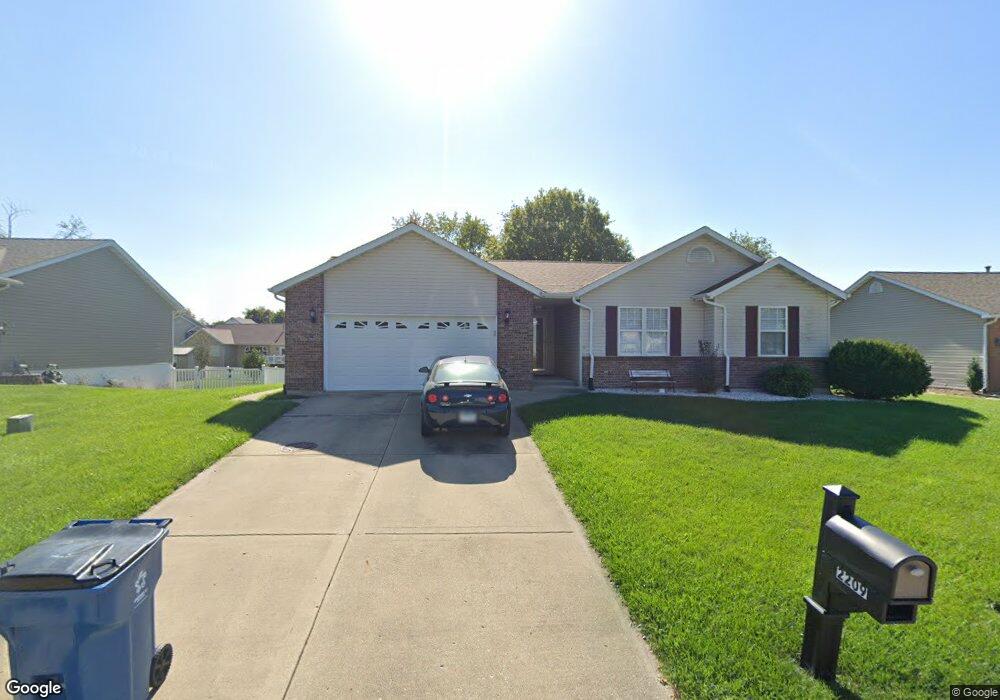 2209 Copper Creek Rd, Maryville, IL 62062 - photo 1