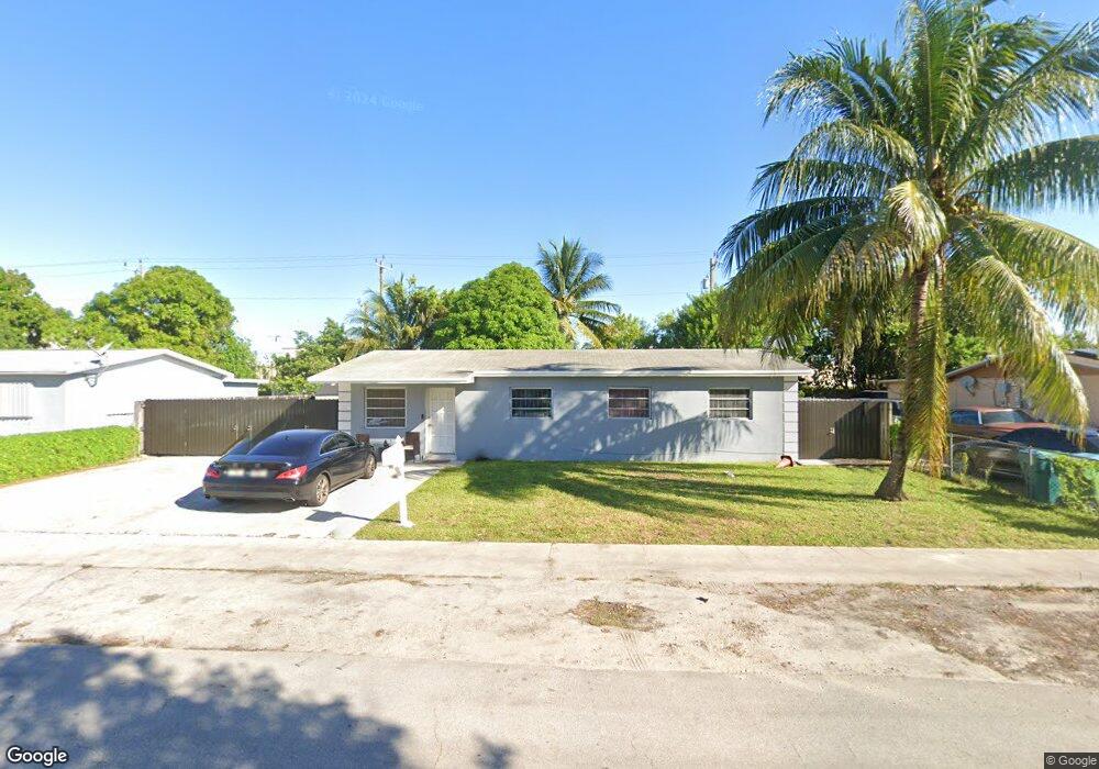 2821 NW 179th St, Miami Gardens, FL 33056 - photo 1
