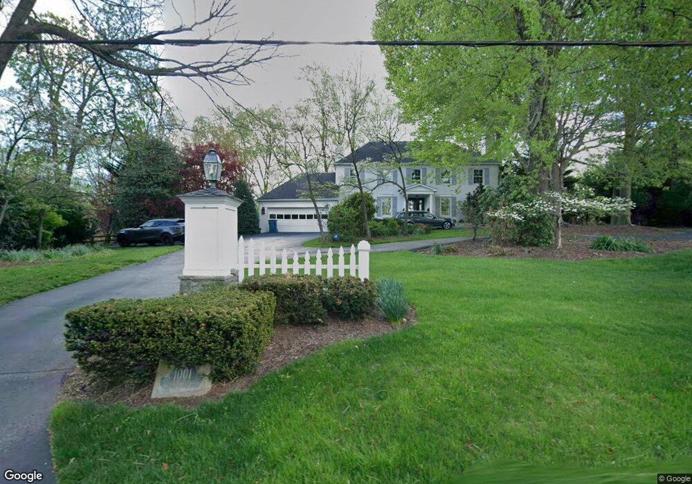 1001 Swinks Mill Rd, McLean, VA 22102 - photo 1