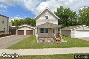 204 6th St E, Harvey, ND 58341