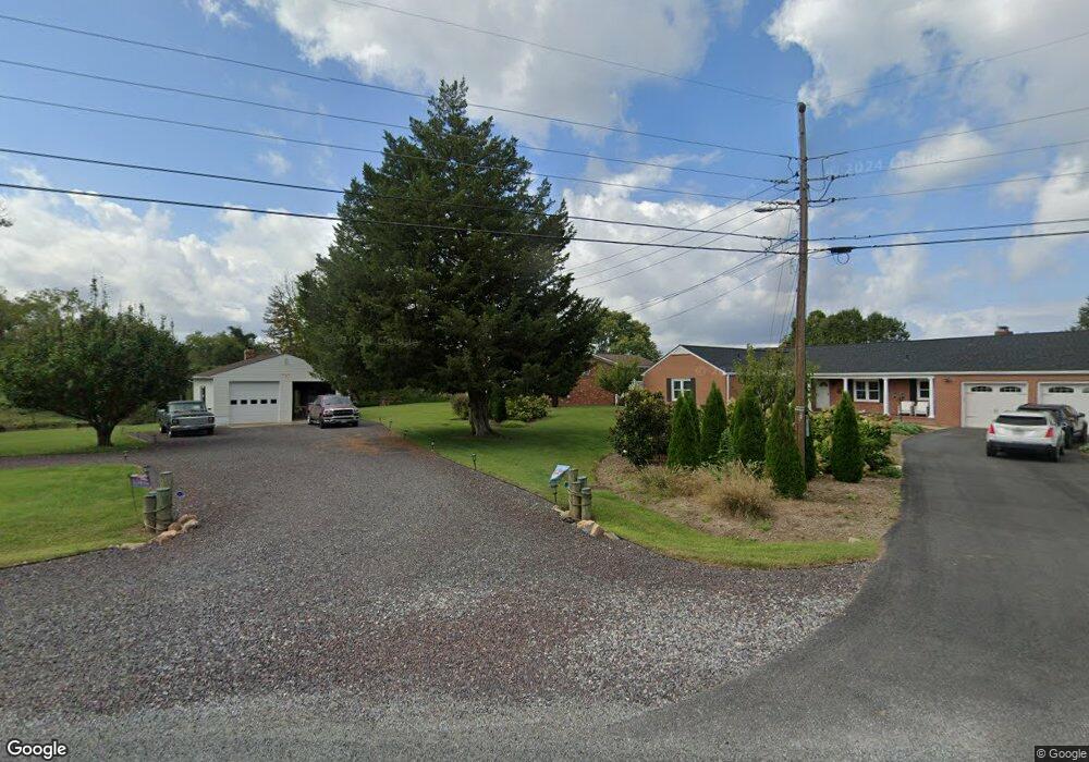 51 Sunset Cir, Colonial Beach, VA 22443 - photo 1