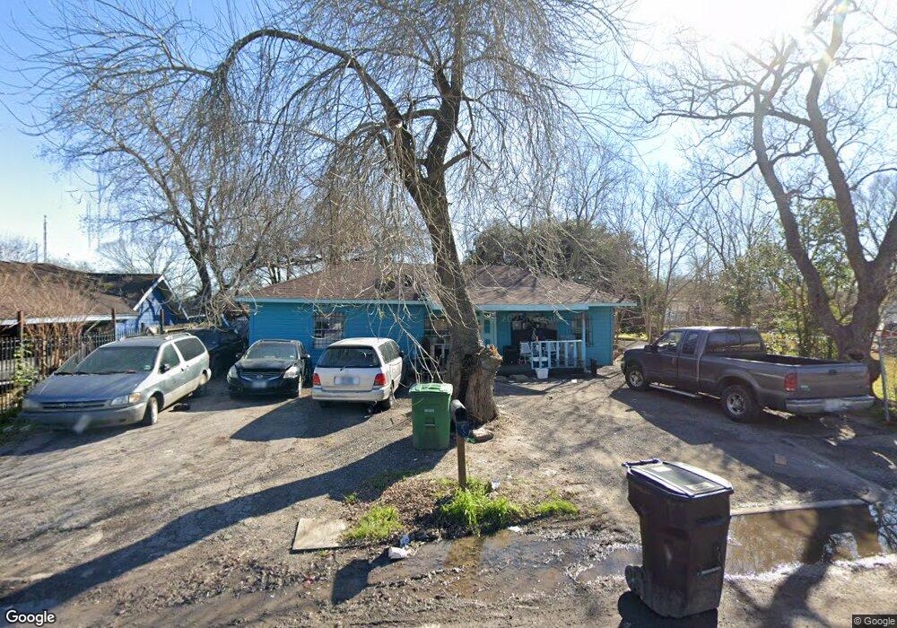 7118 Winfree Dr, Houston, TX 77087 - photo 1