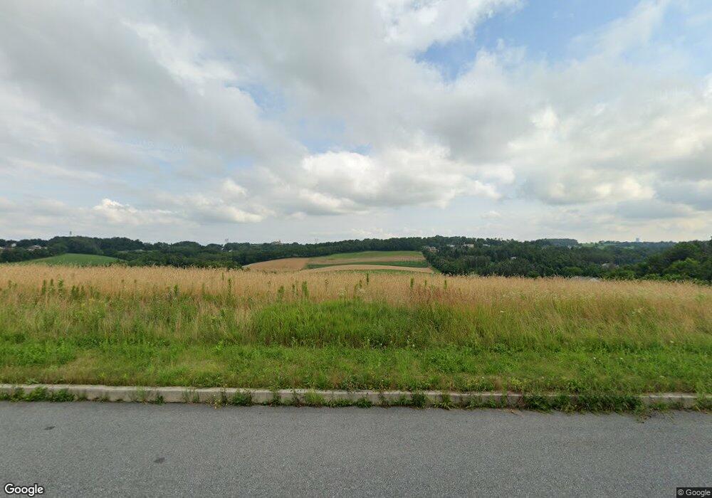 1990 Settlers Ridge Rd unit 5, Emerald, PA 18080 - photo 1