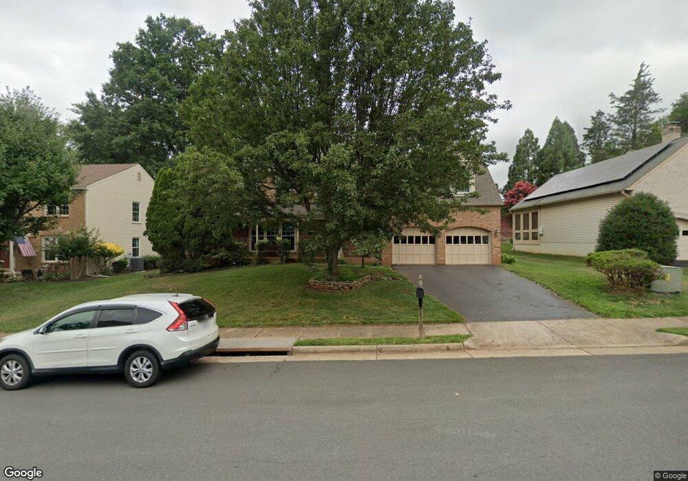 123 Connemara Dr, Sterling, VA 20164 - photo 1