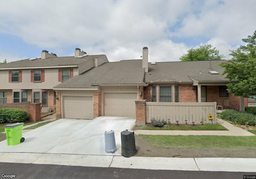 7368 Meadowridge Dr unit 1, West Bloomfield, MI 48322 - photo 1