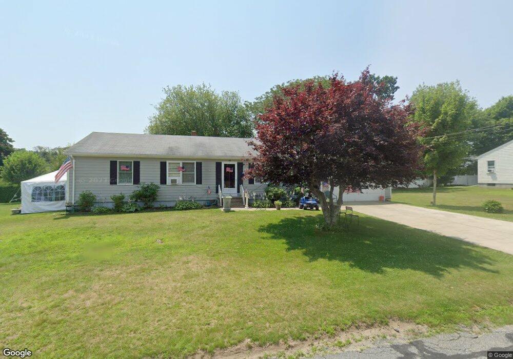 20 Aspin Ave, North Dartmouth, MA 02747 - photo 1