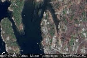 54 Cosy Harbor Rd, Southport, ME 04576