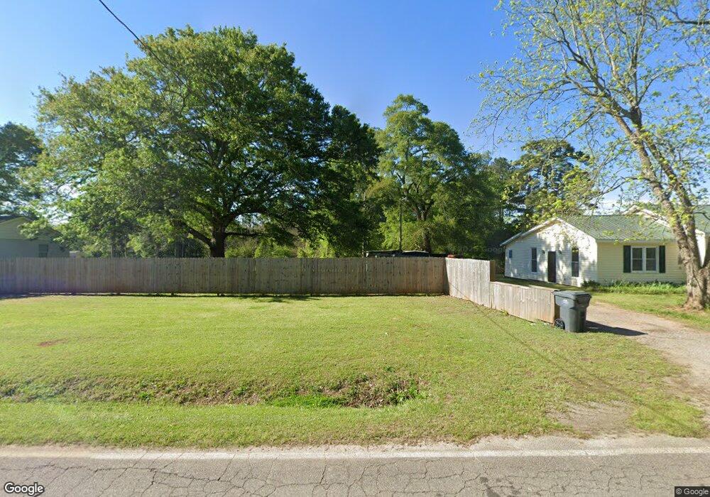 316 Grove St, Barnesville, GA 30204 - photo 1