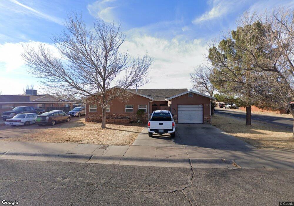 201 E Gilmore St, Winslow, AZ 86047 - photo 1