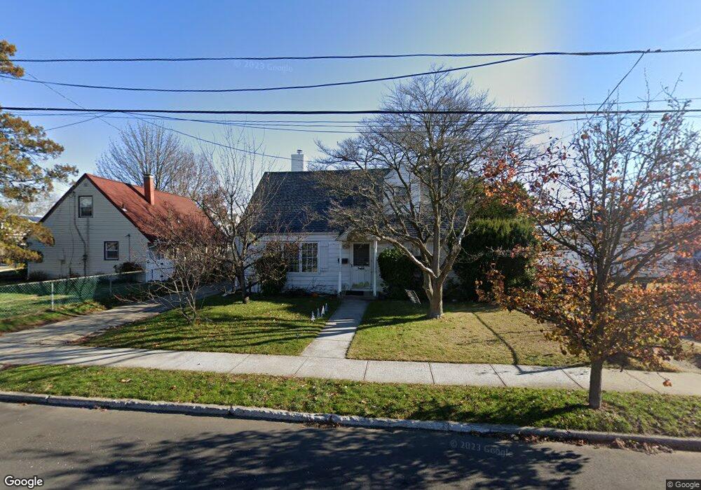 131 Cambridge St, Valley Stream, NY 11581 - photo 1