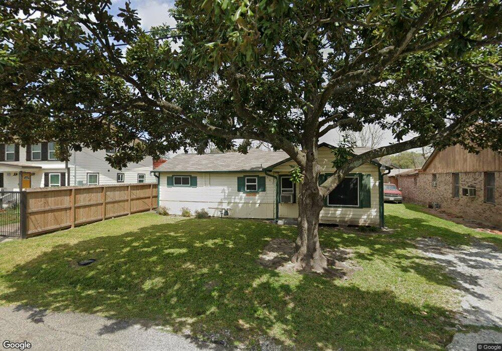 4411 Engleford St, Houston, TX 77026 - photo 1