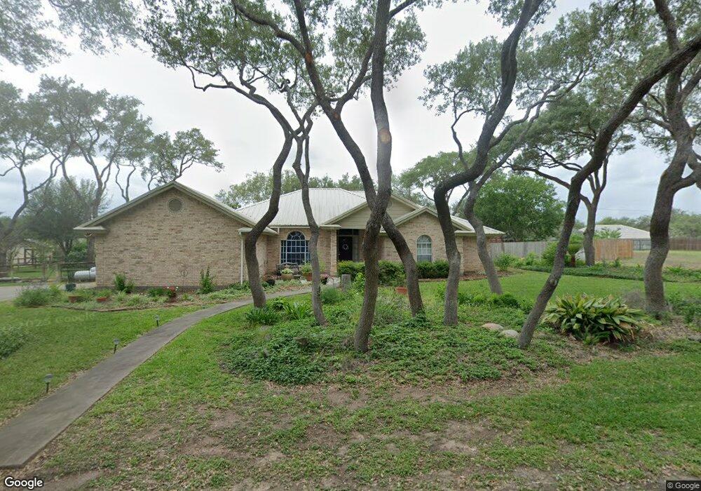 20 Windridge Dr, Beeville, TX 78102 - photo 1