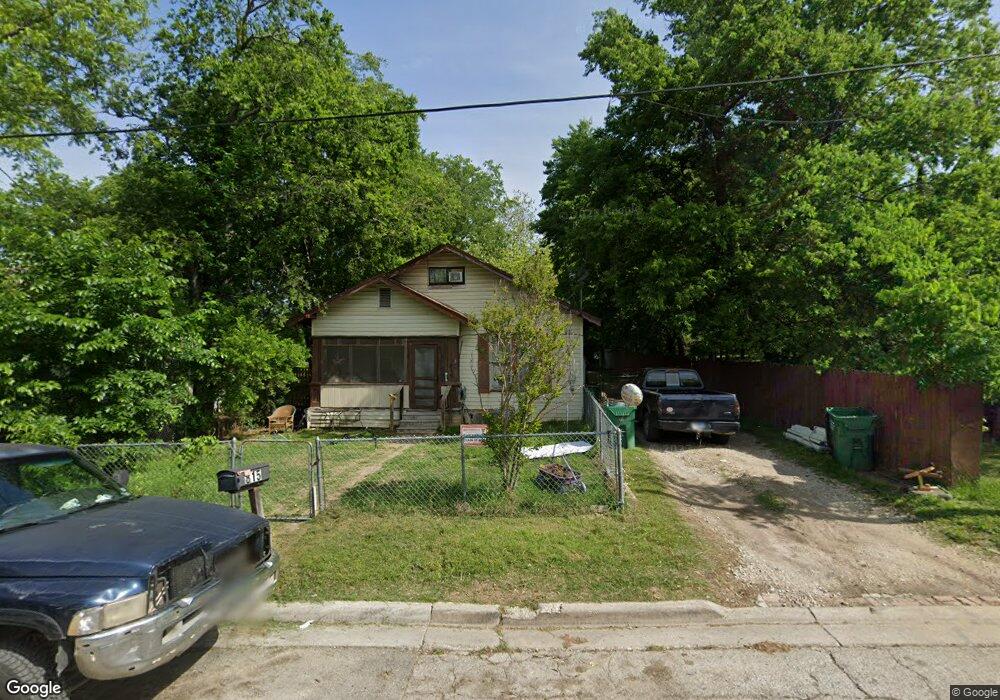 817 E Garnett St, Gainesville, TX 76240 - photo 1