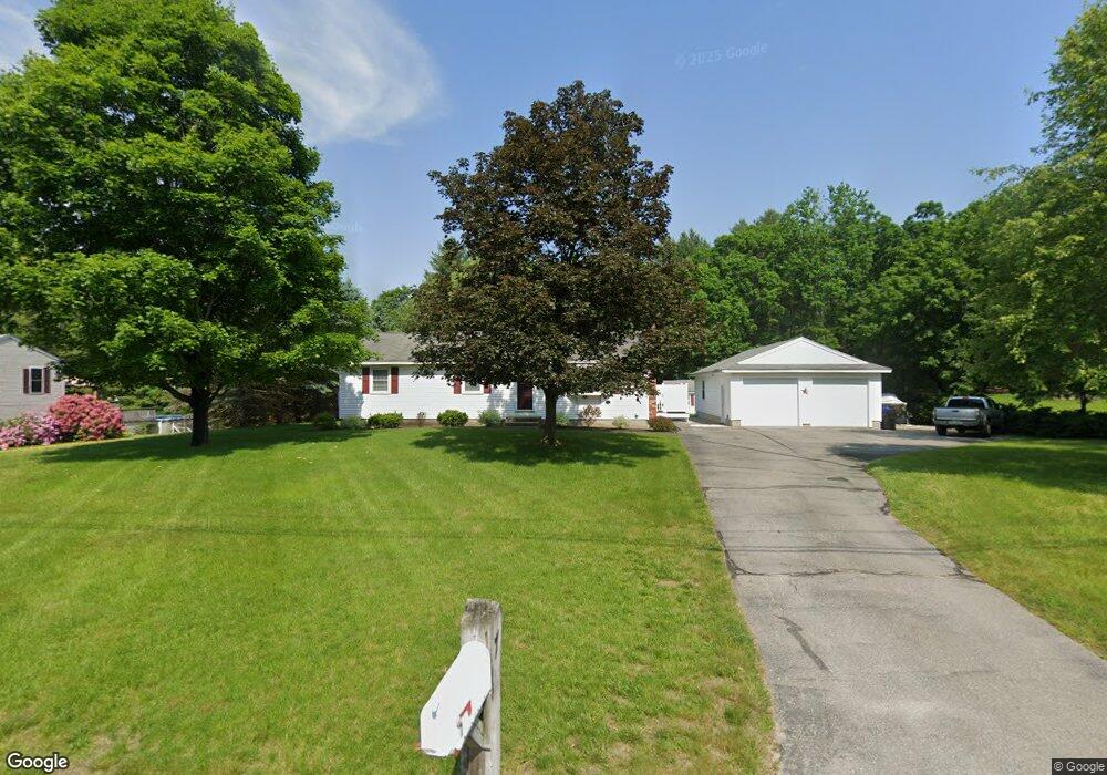 7 Blueberry Ln, Hudson, NH 03051 - photo 1