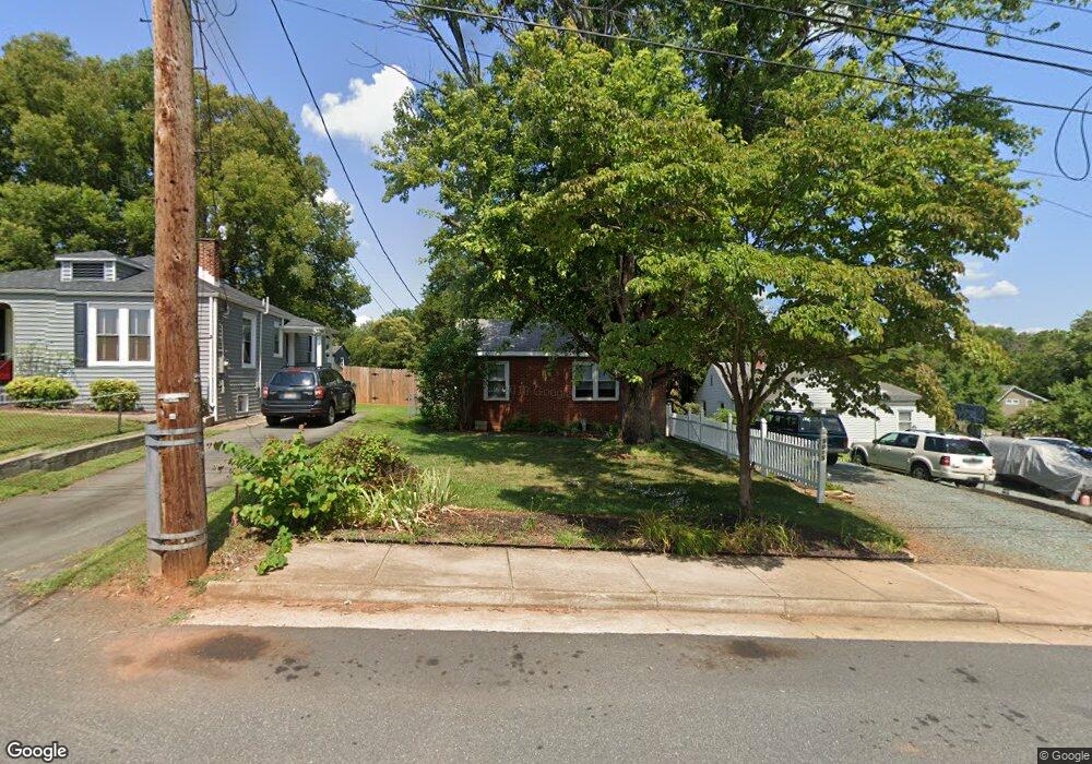 1015 Coleman St, Charlottesville, VA 22901 - photo 1
