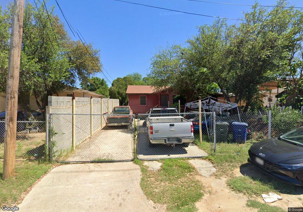 1807 Maryland Ave, Laredo, TX 78040 - photo 1
