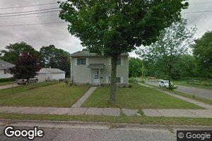 1041 Lathrop St, Lansing, MI 48912