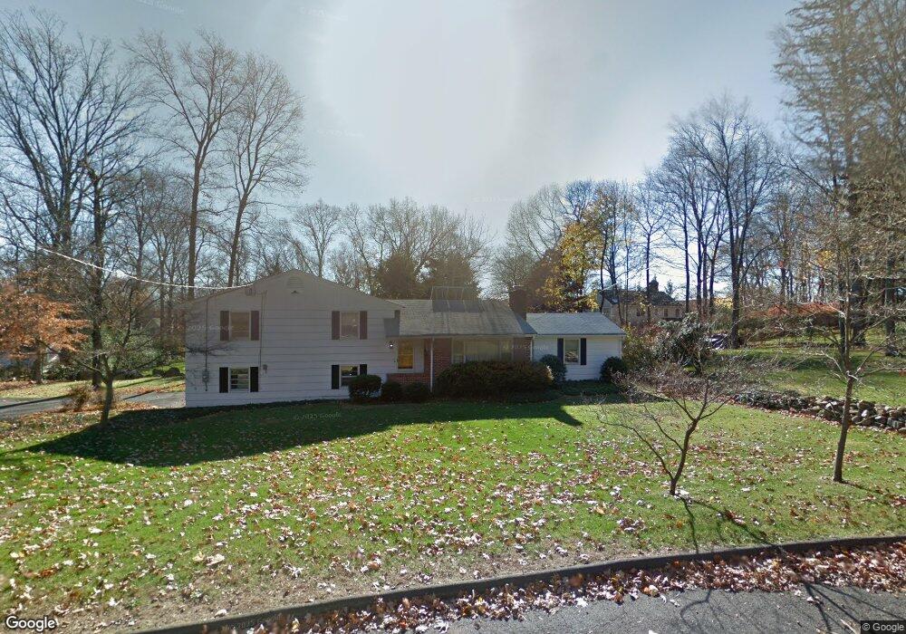 69 Shaker Rd, New Canaan, CT 06840 - photo 1