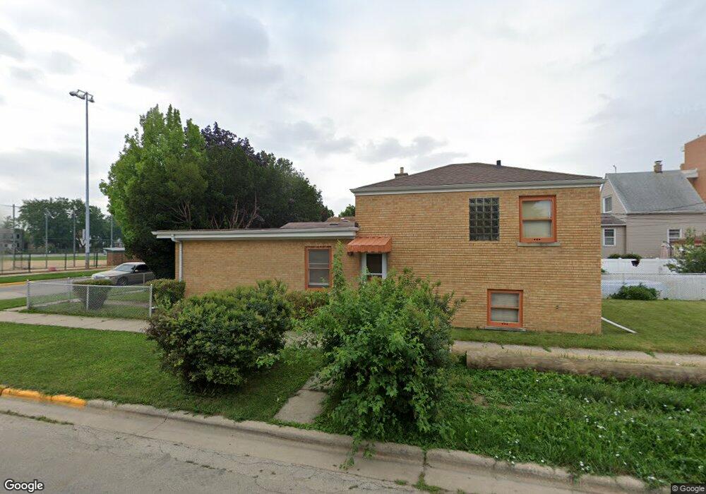 1400 Euclid Ave, Berwyn, IL 60402 - photo 1