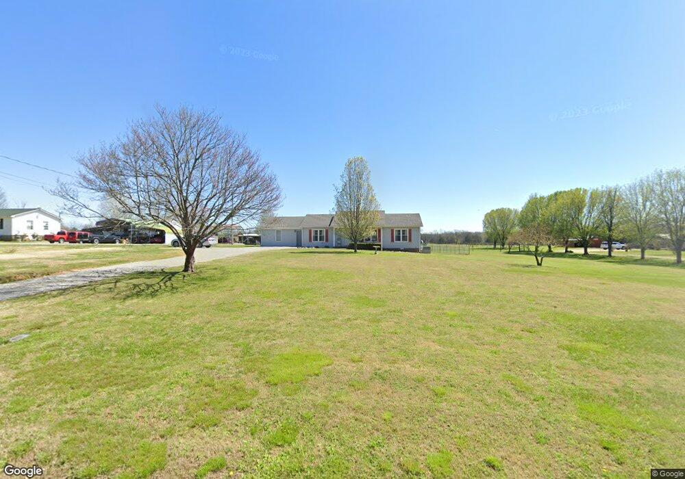 1655 Richardson Rd, Lewisburg, TN 37091 - photo 1