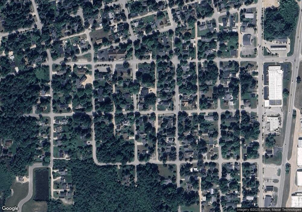 517 Spruce St, Elk Rapids, MI 49629 - photo 1