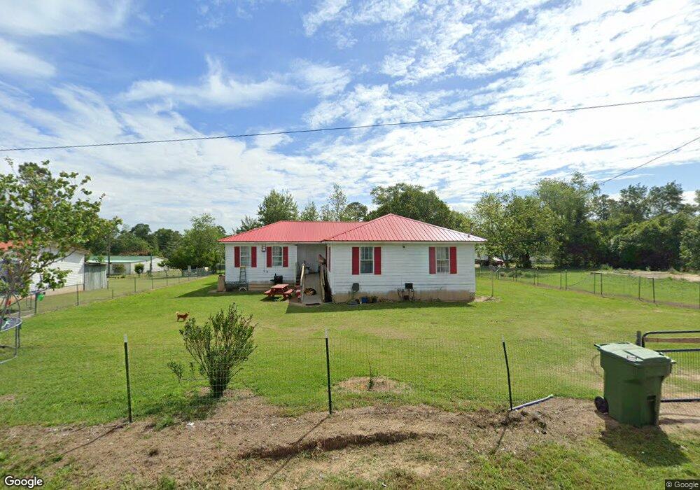 161 Maple St, Omega, GA 31775 - photo 1