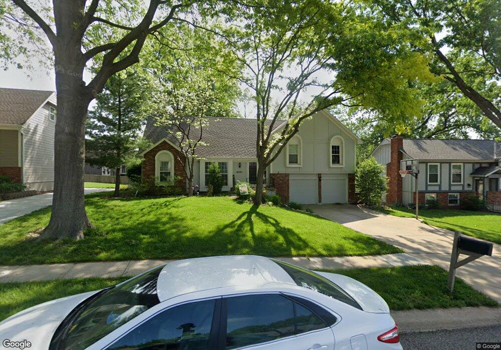10225 Gillette St, Lenexa, KS 66215 - photo 1
