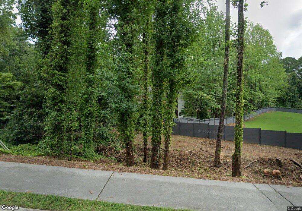 725 Holt Rd NE, Marietta, GA 30068 - photo 1