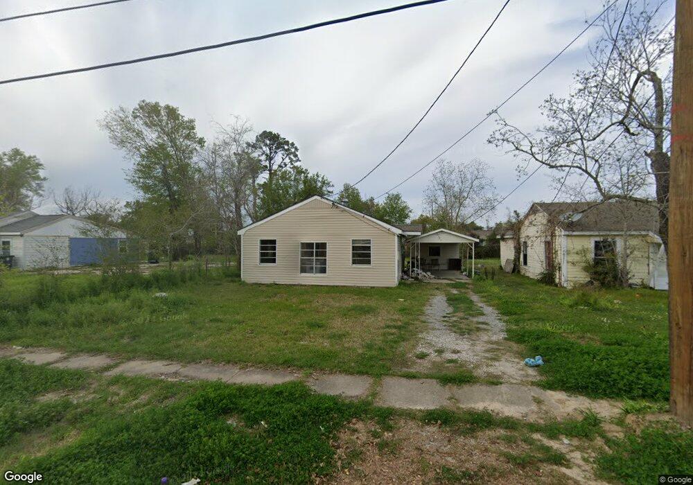 2721 Hinton Dr, Lake Charles, LA 70615 - photo 1