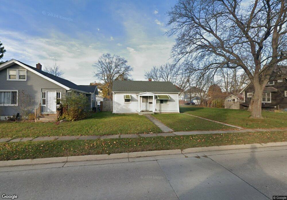 1915 Oak St, Port Huron, MI 48060 - photo 1