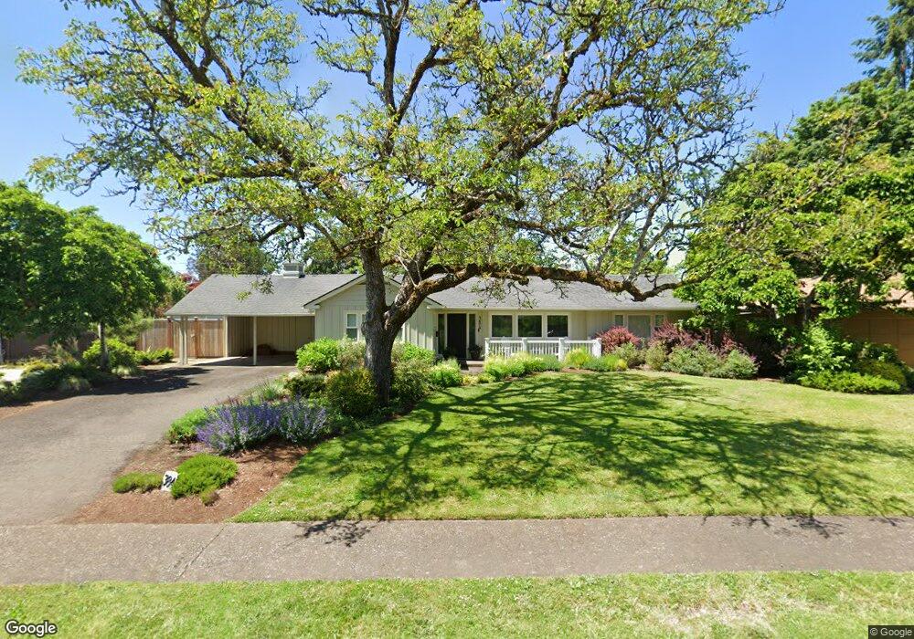 384 Dartmoor Dr, Eugene, OR 97401 - photo 1