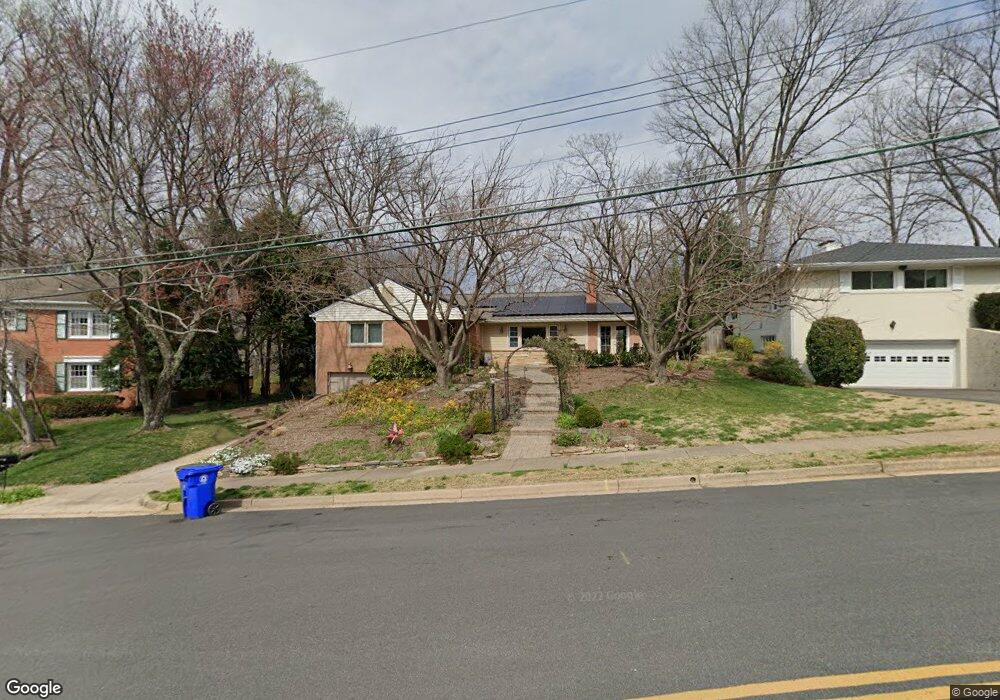 4023 N Upland St, McLean, VA 22101 - photo 1