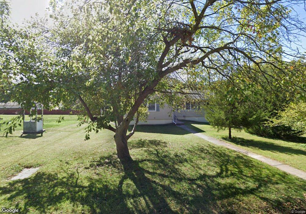 205 W Olive St, Raymore, MO 64083 - photo 1
