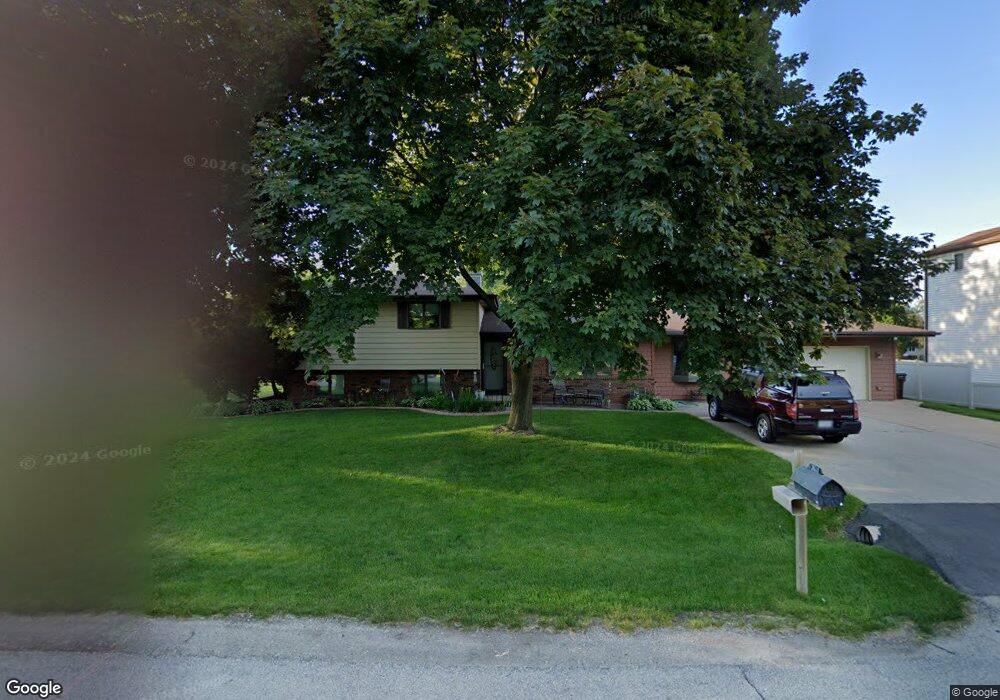 3624 W Sunnyview Rd, Appleton, WI 54914 - photo 1