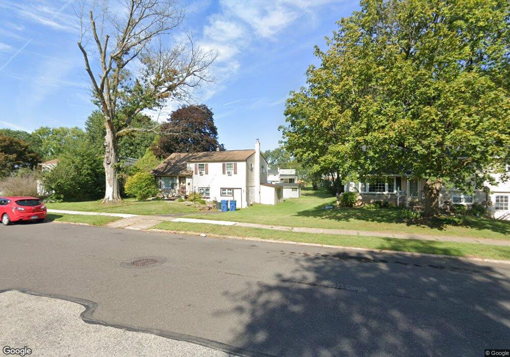 301 Central Dr, Lansdale, PA 19446 - photo 1