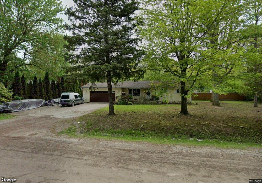 2422 Murphy Rd, Flint, MI 48504 - photo 1