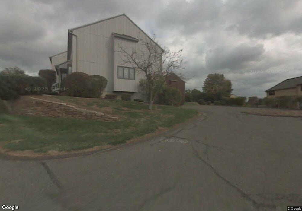 215 Skyview Dr, Cromwell, CT 06416 - photo 1