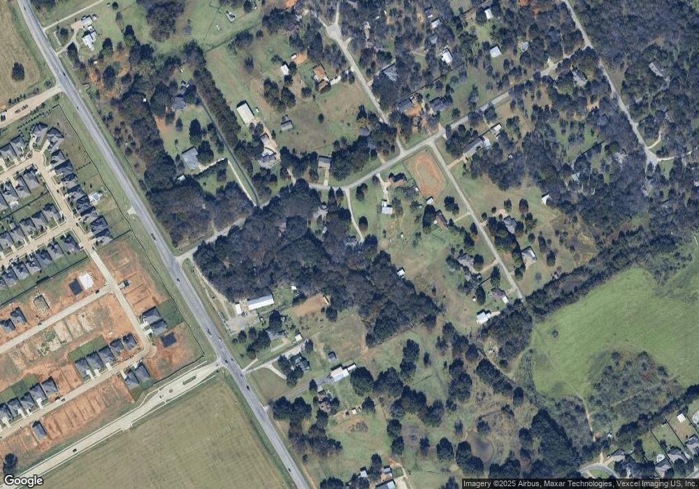 205 Chaparral Dr, Granbury, TX 76049 - photo 1