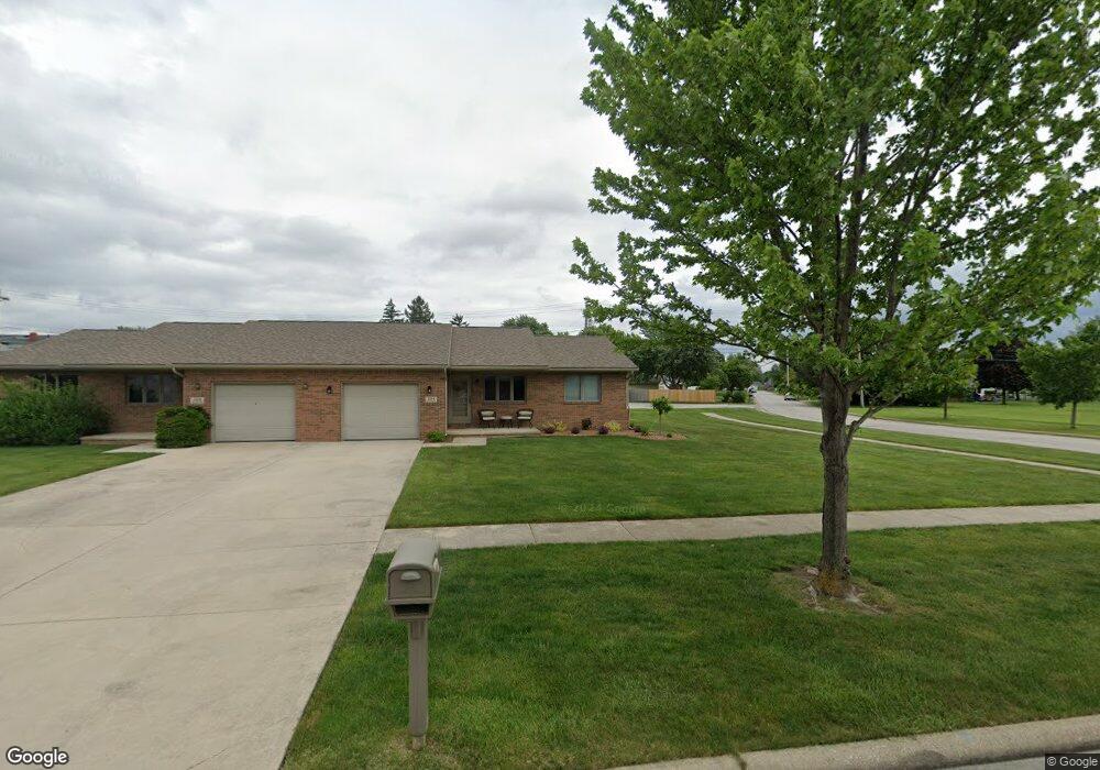 504 Woodpointe Dr, Woodville, OH 43469 - photo 1