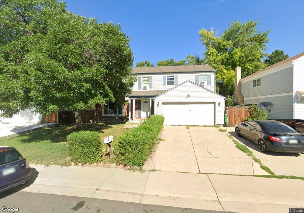 911 S Kittredge Way, Aurora, CO 80017 - photo 1