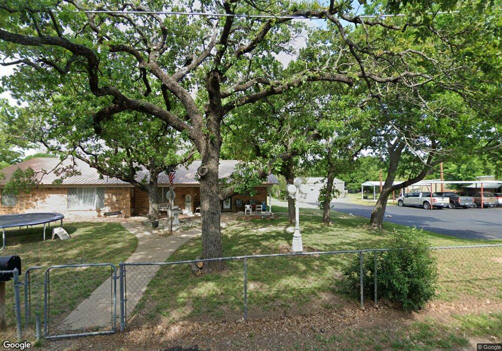 810 S Cardinal Rd, Azle, TX 76020 - photo 1