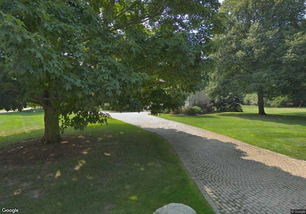 85 Cabot Place, Bloomfield Hills, MI 48304 - photo 1