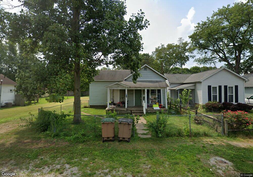 262 N Cherry St, Columbus, IN 47201 - photo 1